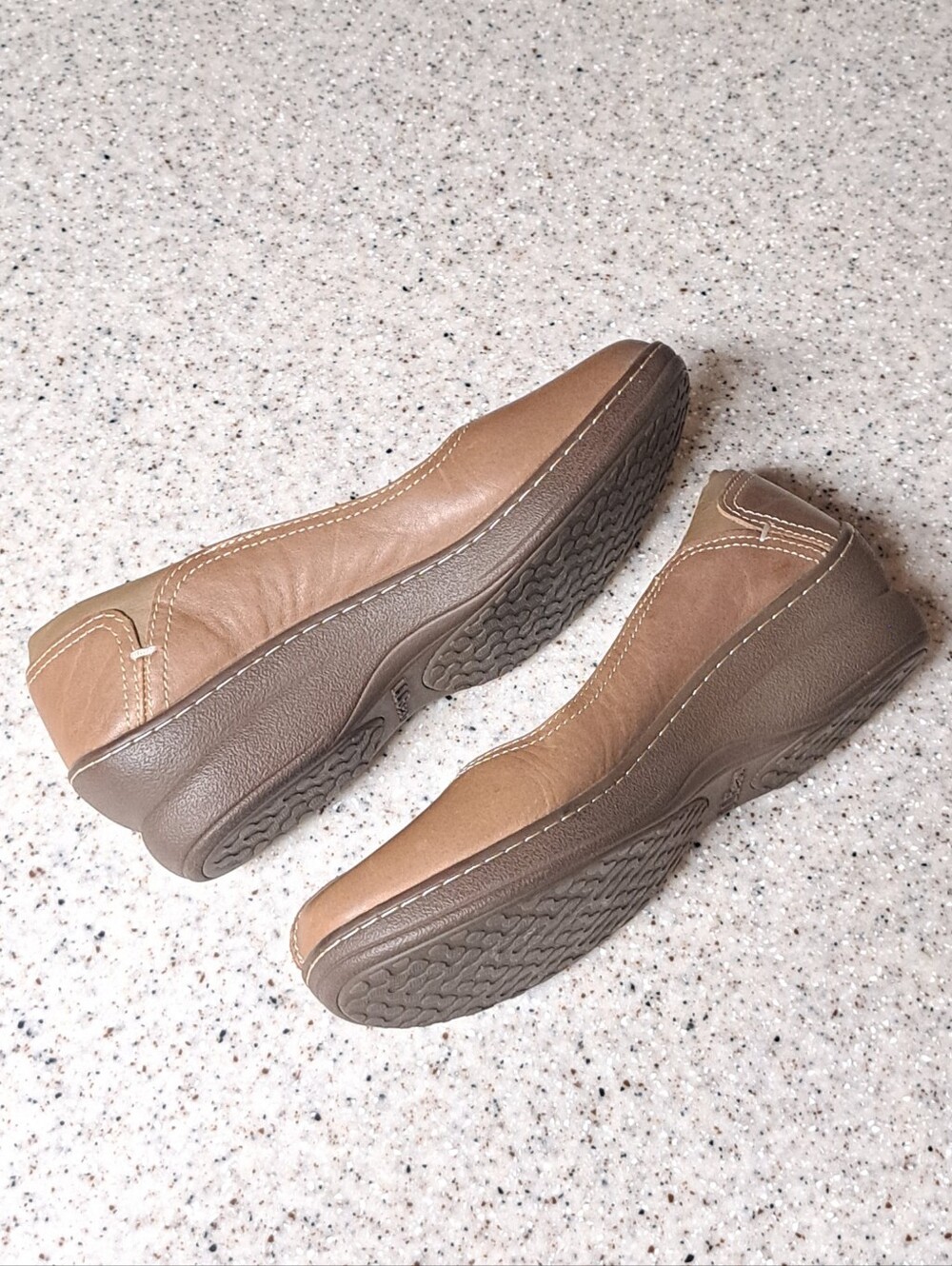L.L.Bean Leather Split Toe Slip-On Wedge Loafers Brown Comfort Shoes Size 7 W - Picture 8 of 12